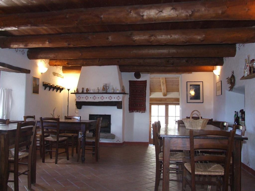 Monolocale Gemma Locanda Codirosso Stroppo Екстер'єр фото